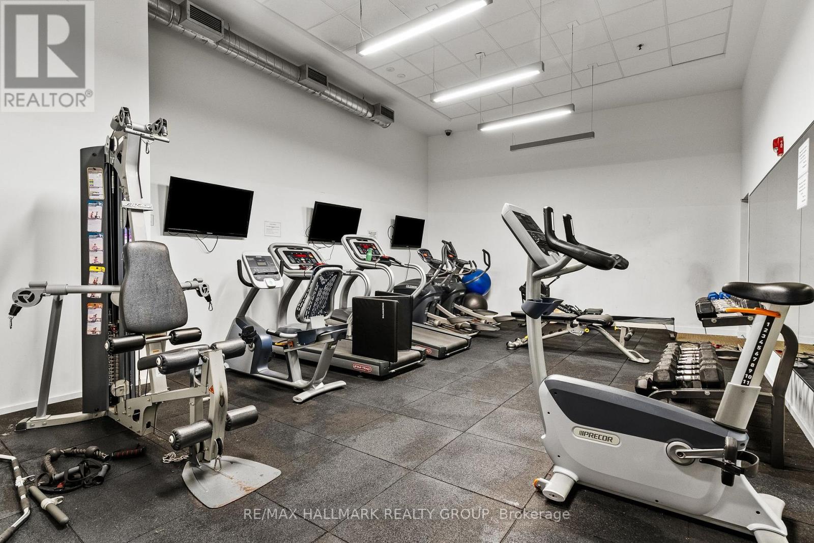 332 - 354 Gladstone Avenue