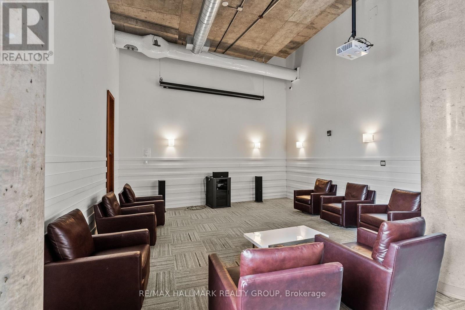 332 - 354 Gladstone Avenue