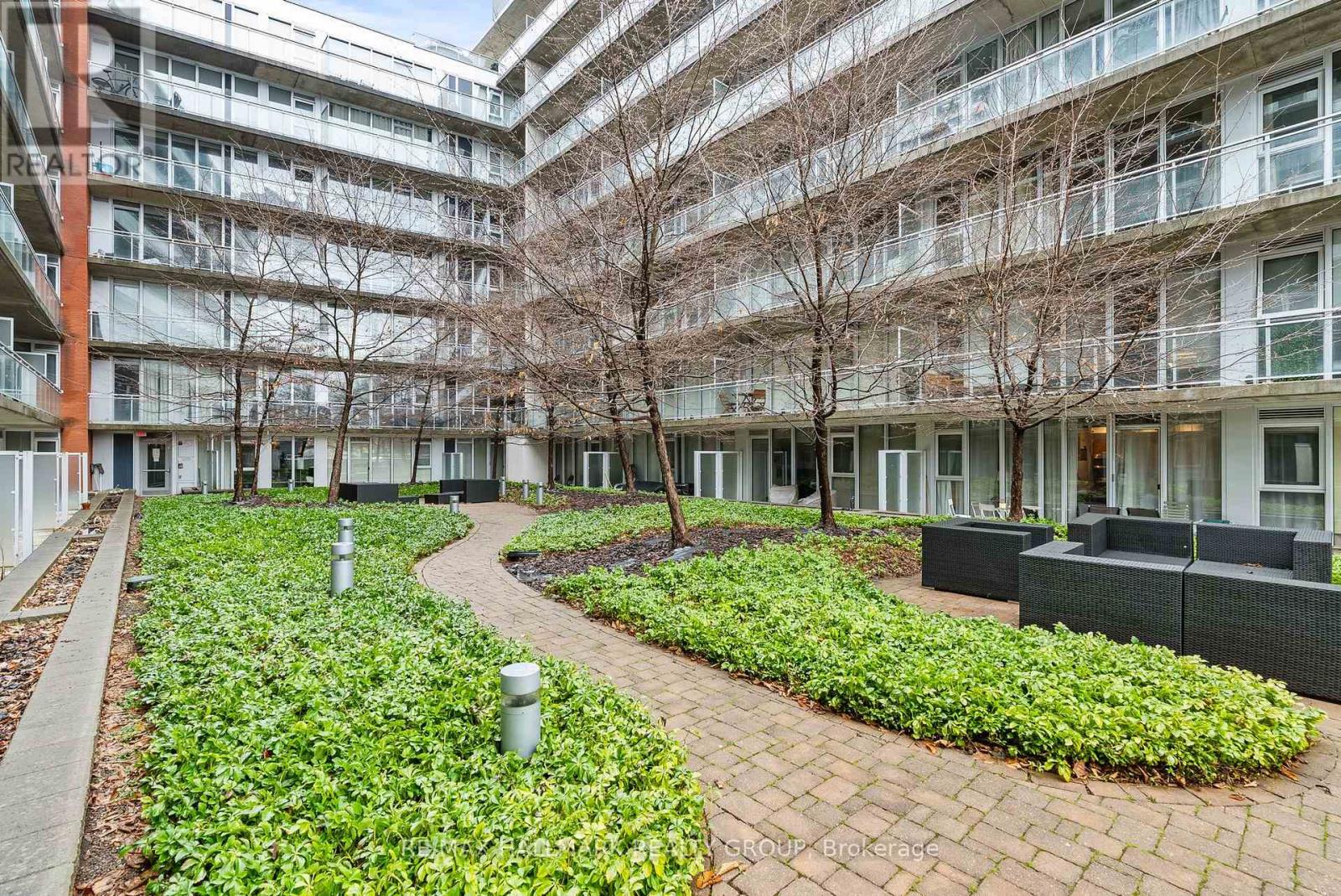 332 - 354 Gladstone Avenue