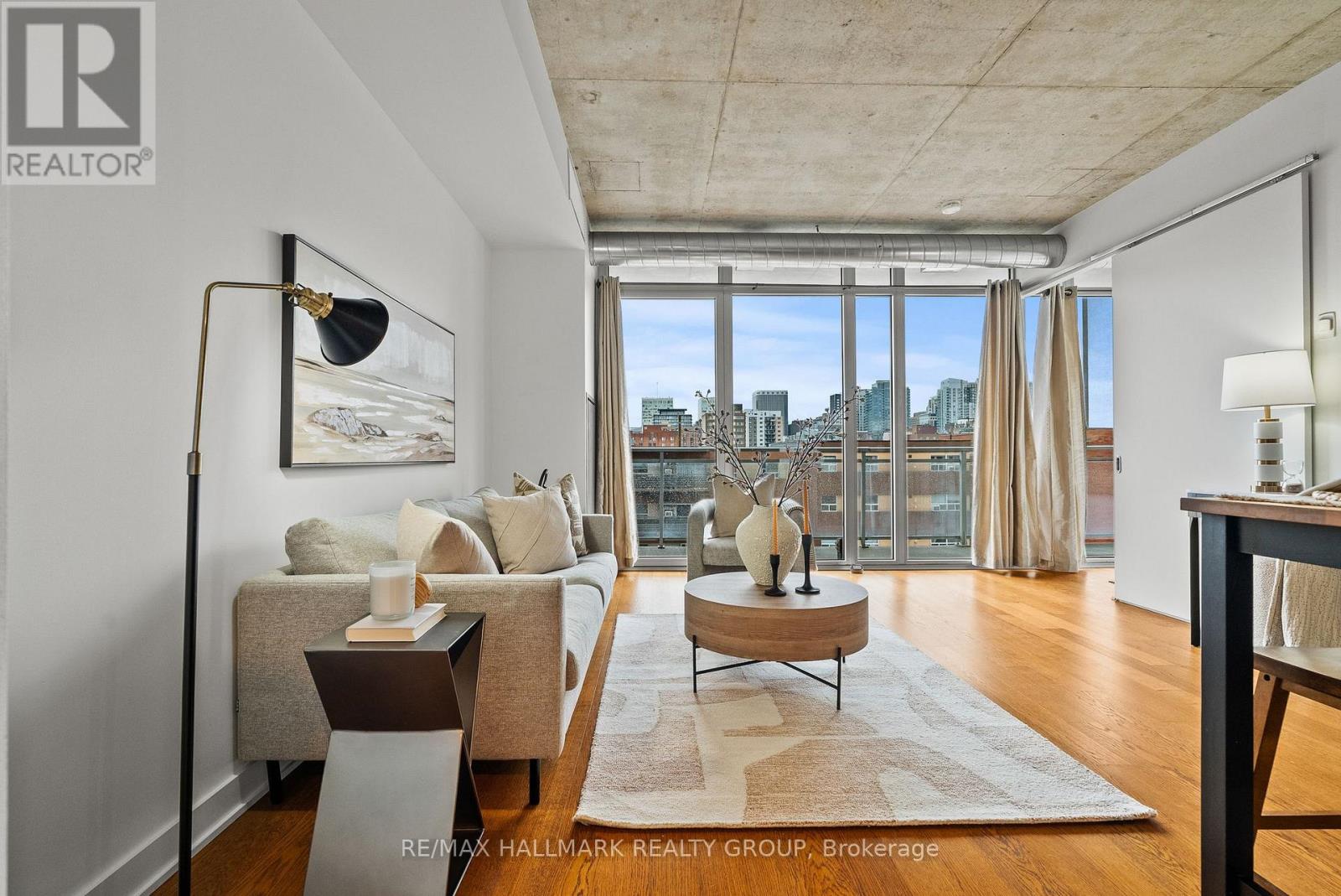 332 - 354 Gladstone Avenue