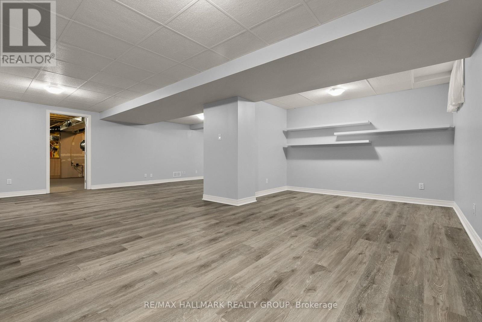 38 North Harrow Drive