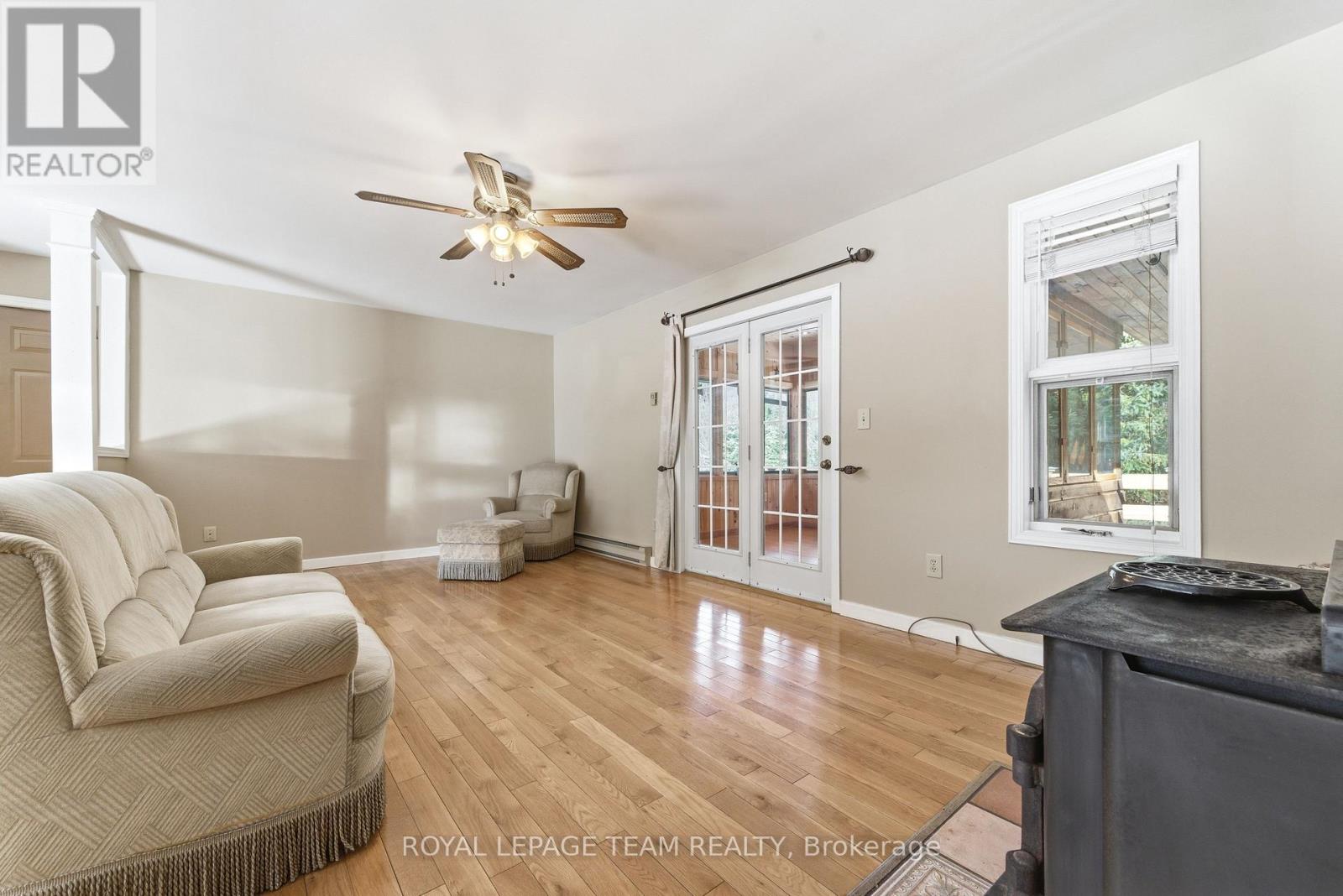 5202 Mcdonlads Corners Road