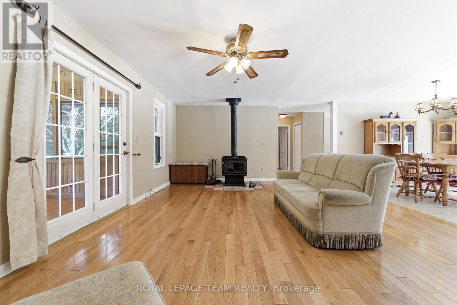 5202 Mcdonlads Corners Road