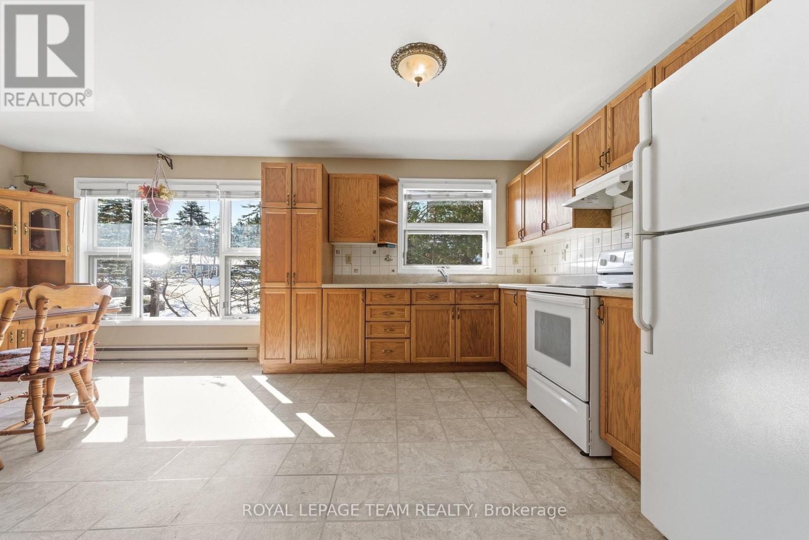 5202 Mcdonlads Corners Road