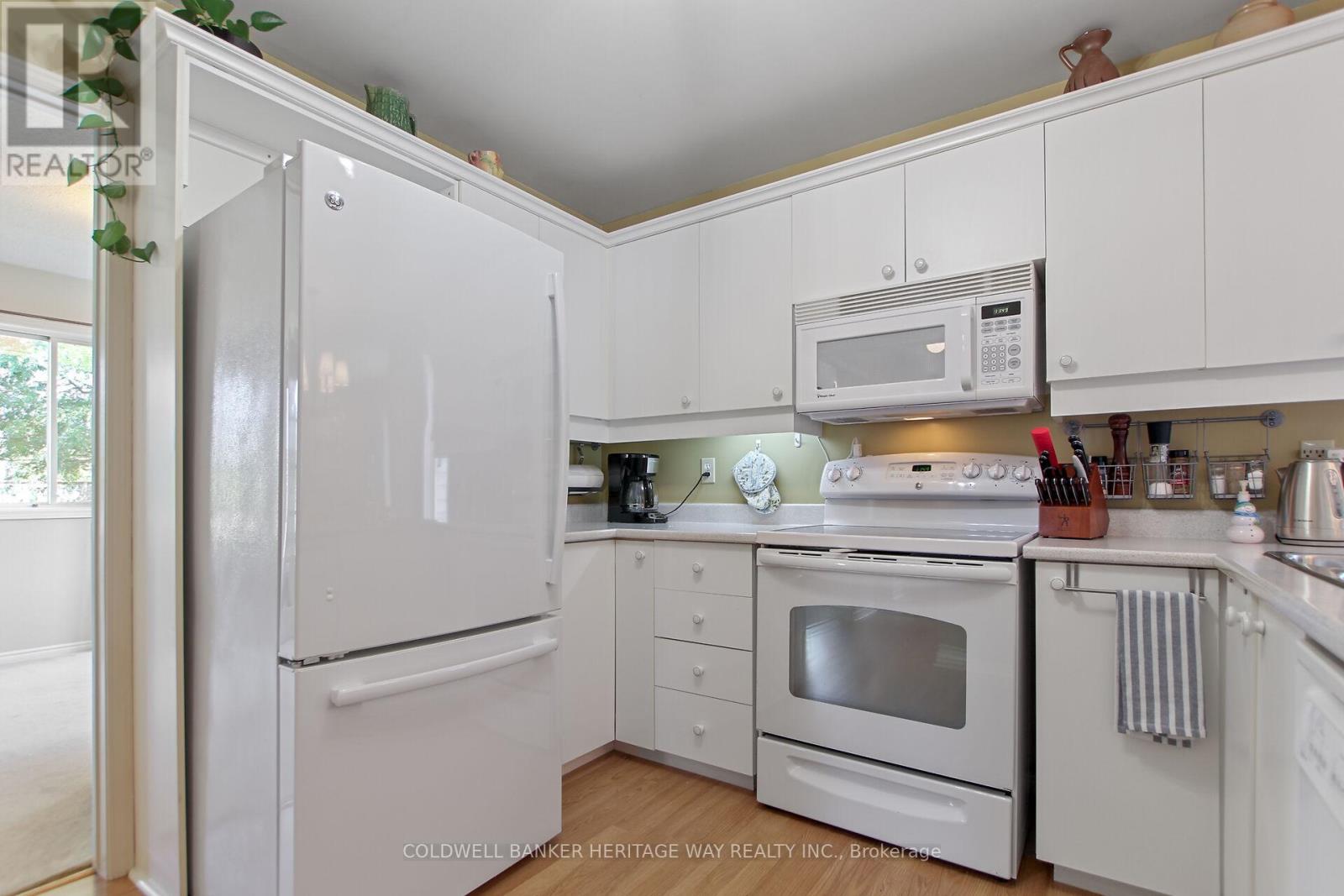 265 Julie Anne Crescent