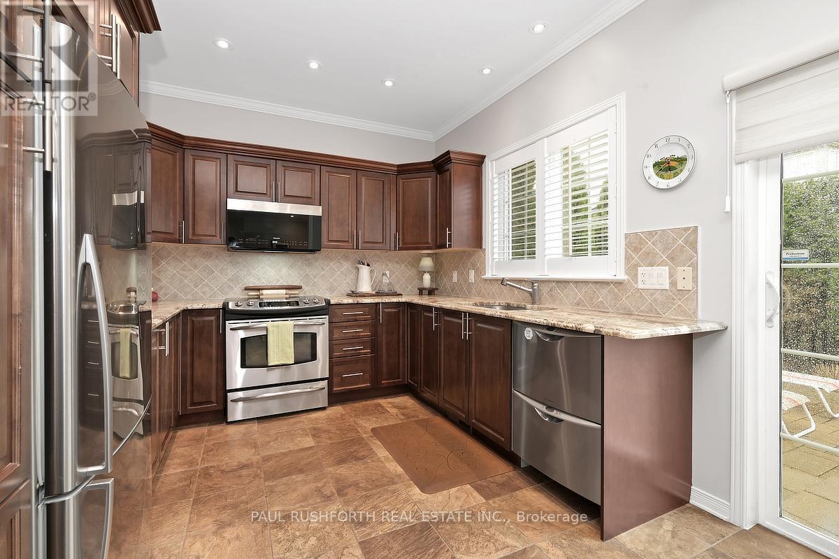 516 Dalewood Crescent