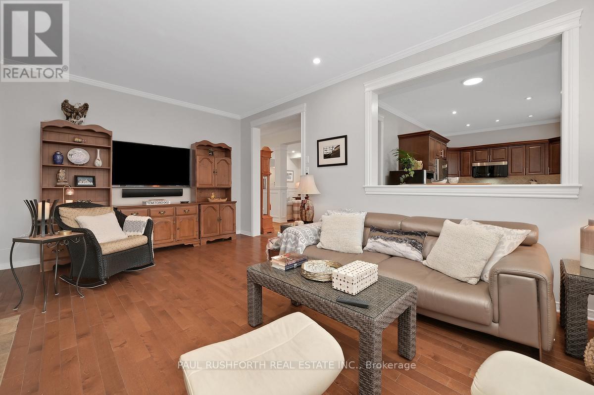 516 Dalewood Crescent