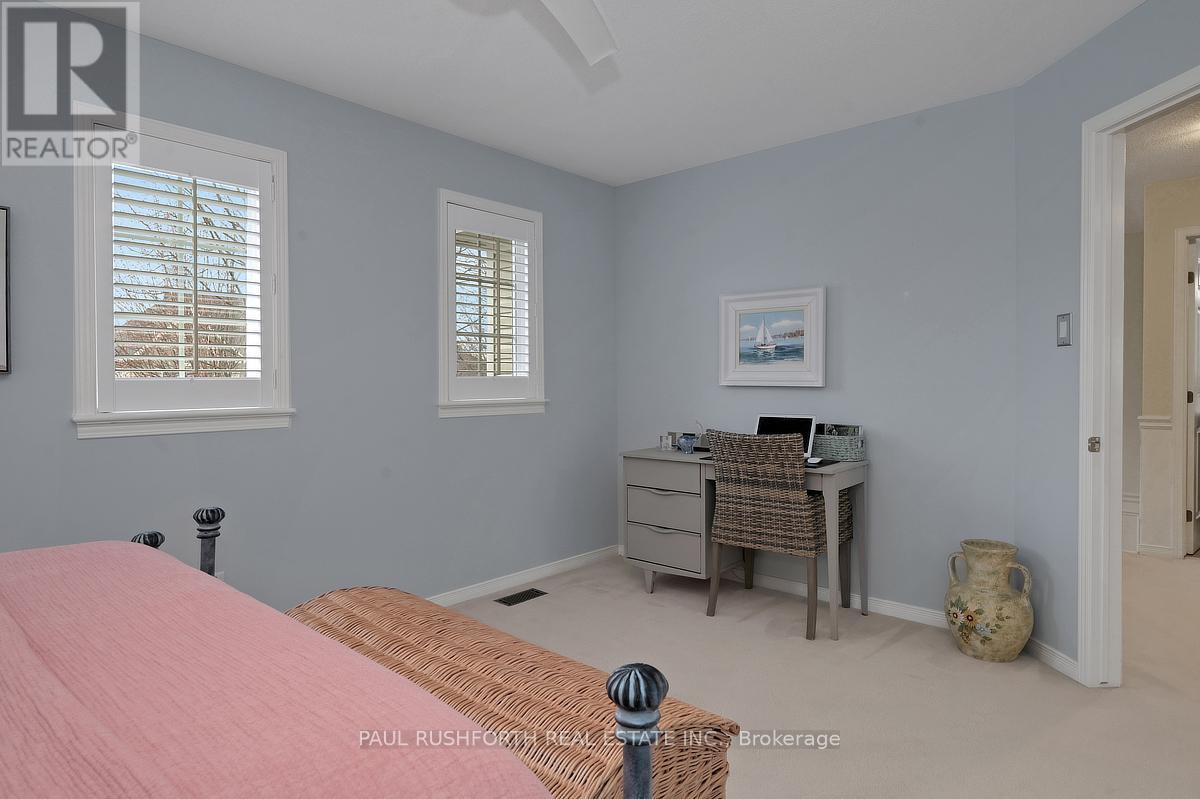 516 Dalewood Crescent