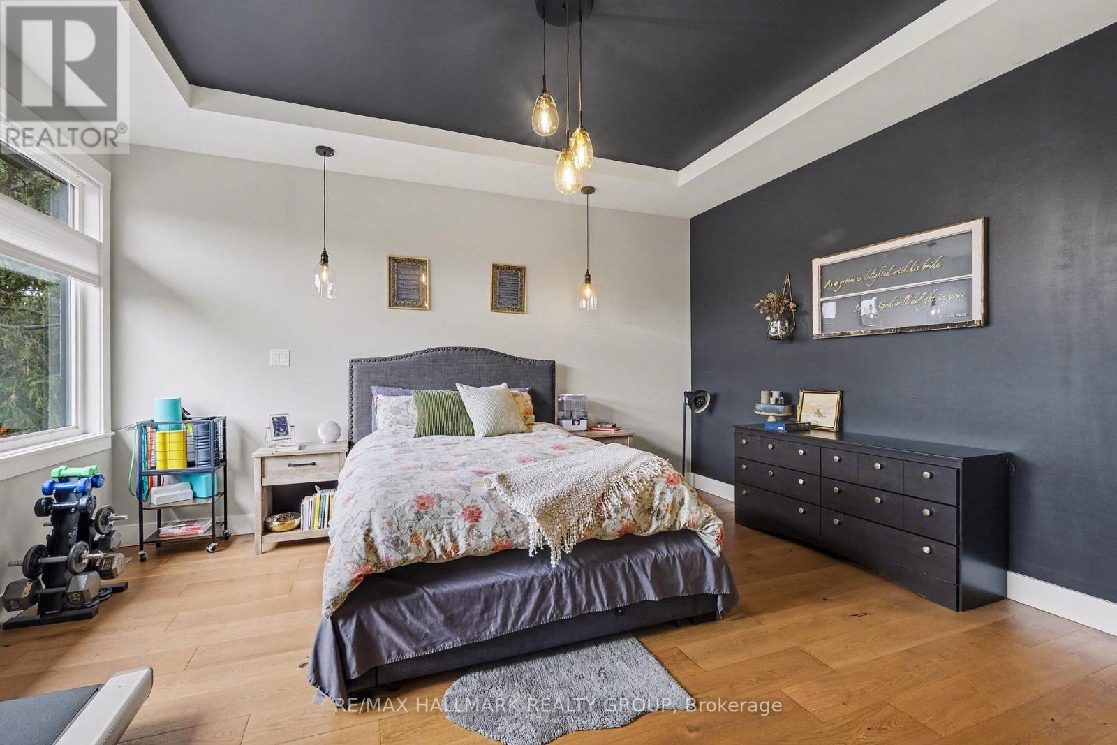 28 King George Street