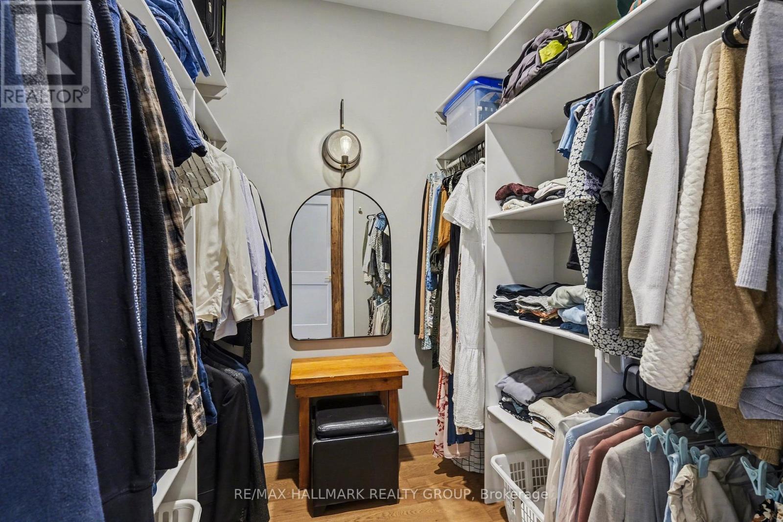 28 King George Street