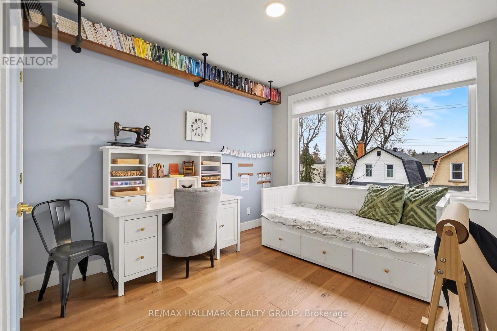 28 King George Street