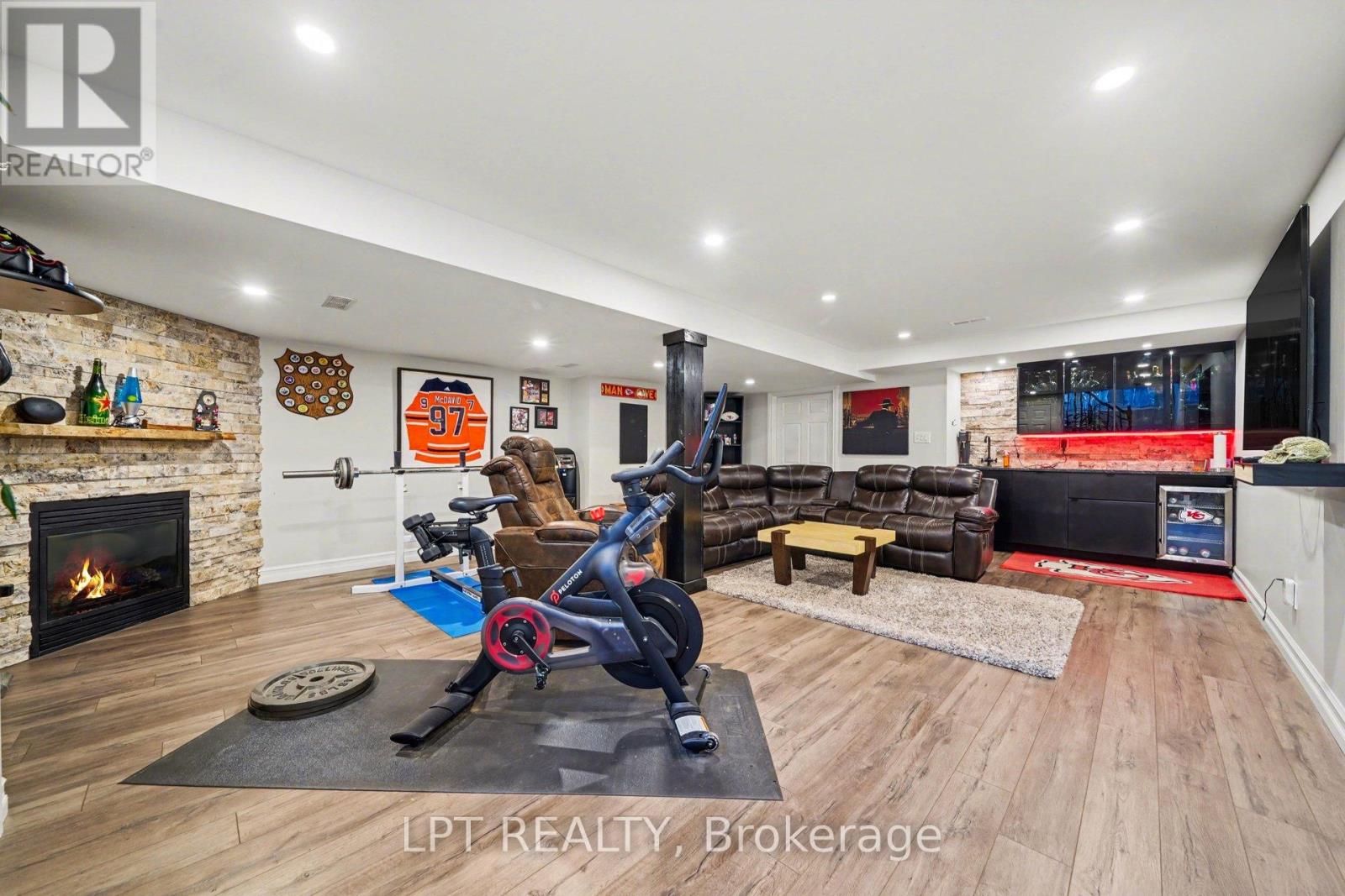 224 Lamplighters Drive