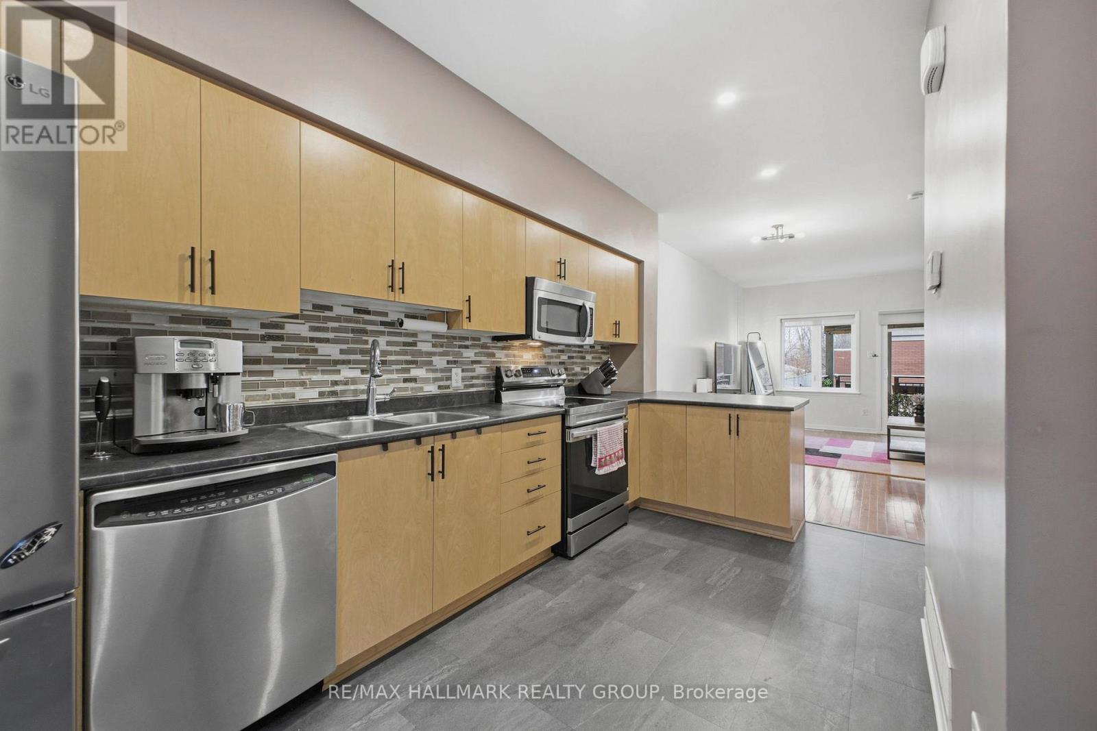 5 - 795 Montreal Road