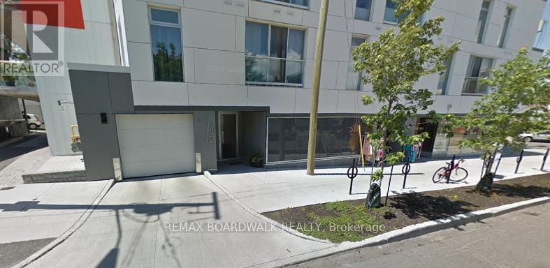 402 - 1000 Wellington St Street W