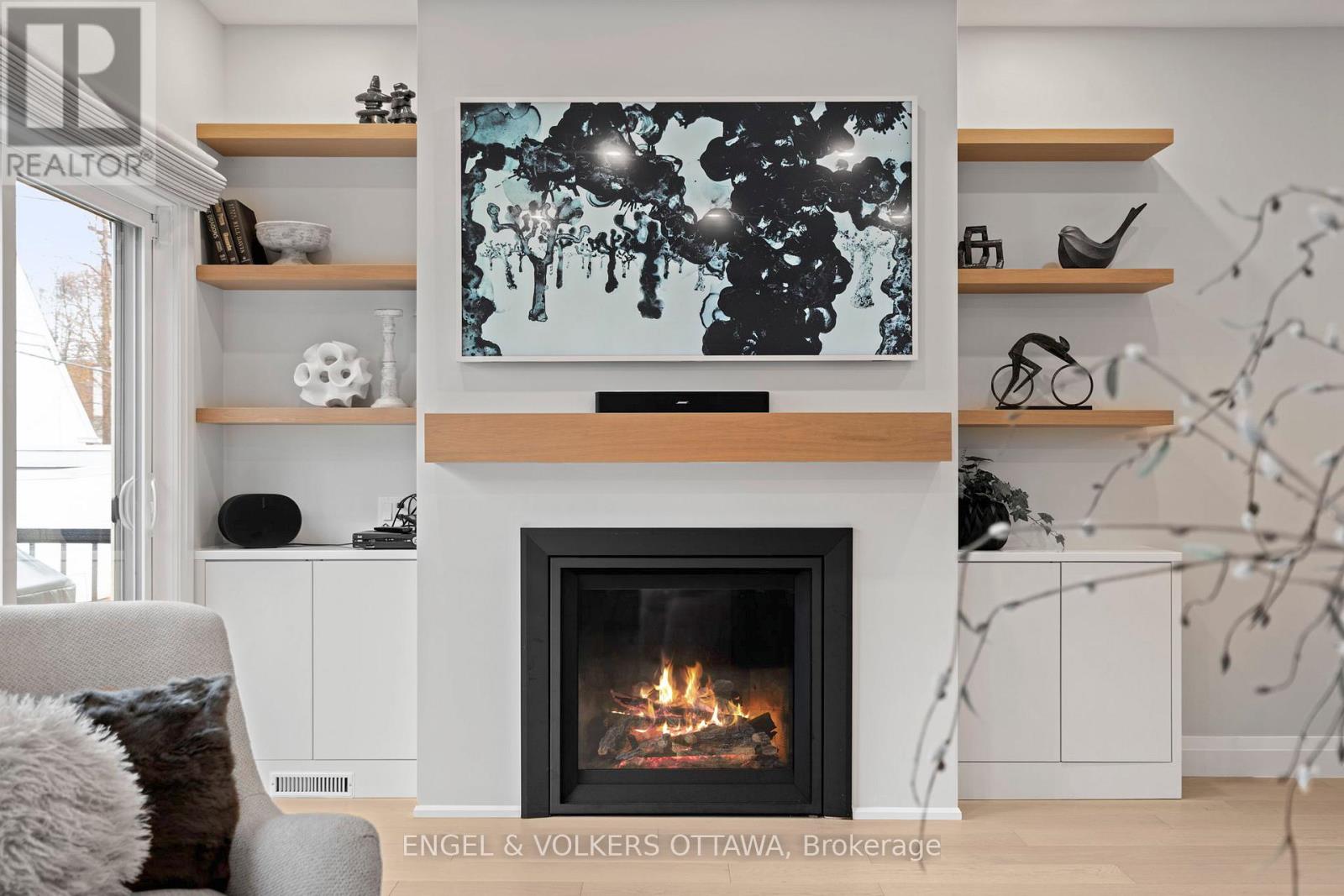 263 Dovercourt Avenue