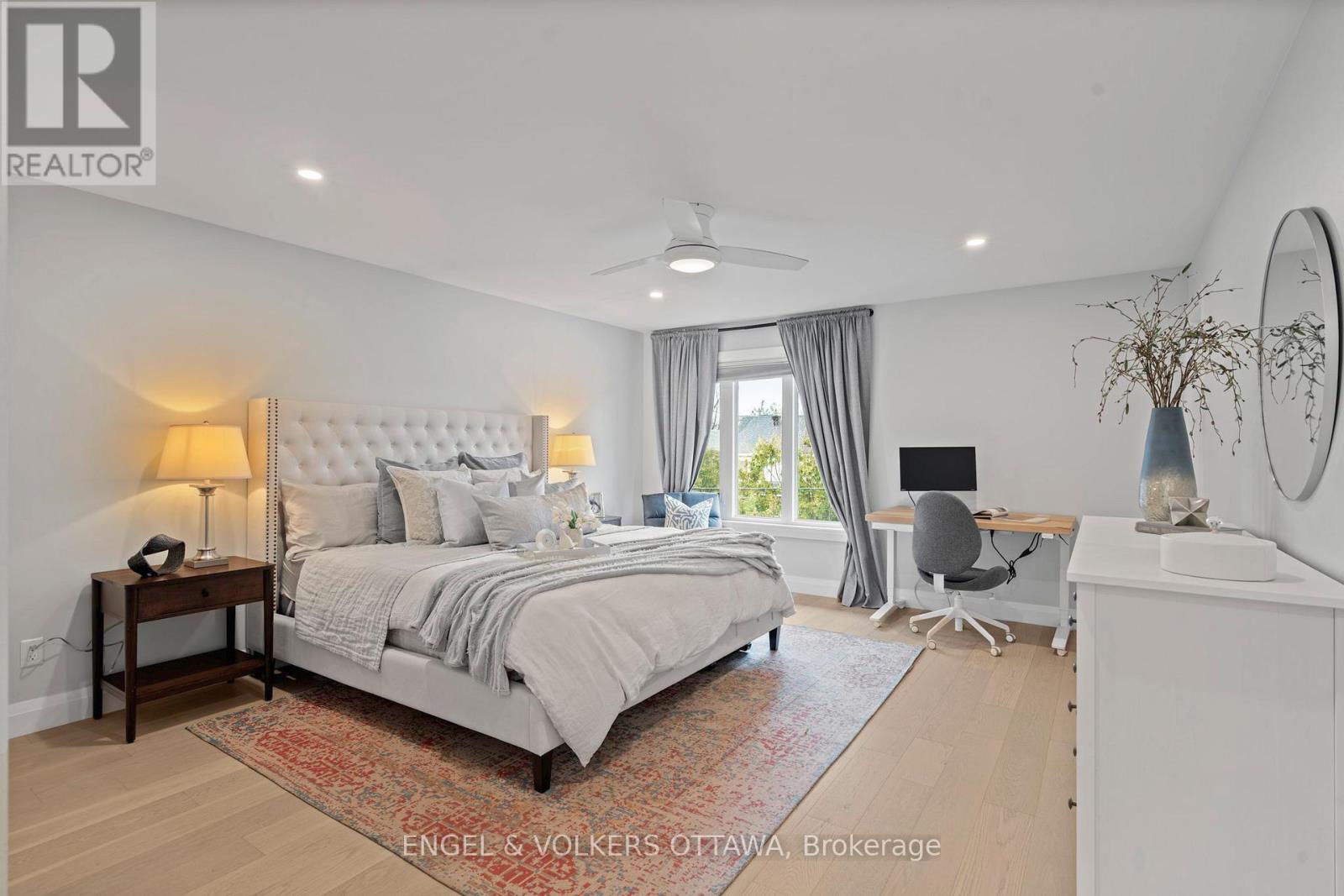 263 Dovercourt Avenue