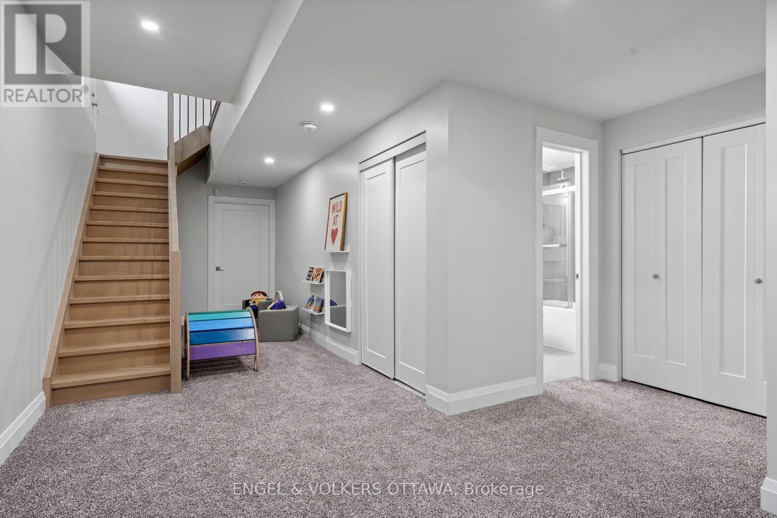 263 Dovercourt Avenue