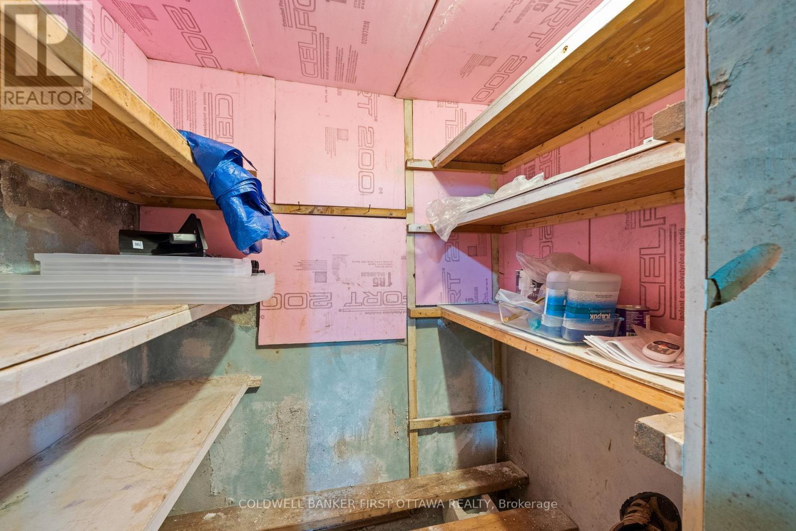 2066 Saunderson Drive