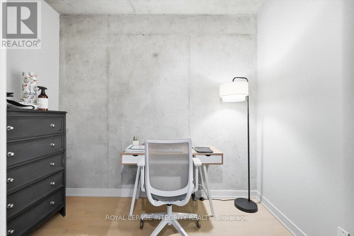 602 - 203 Catherine Street