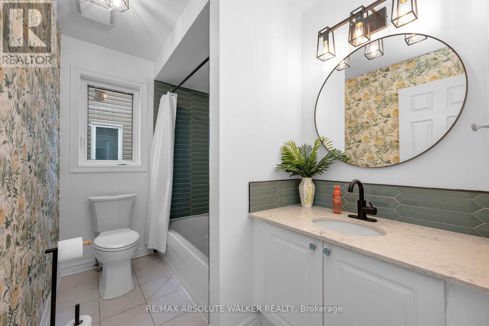 1641 Frenette Street