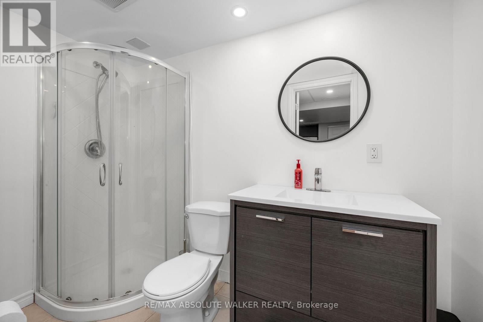 1641 Frenette Street