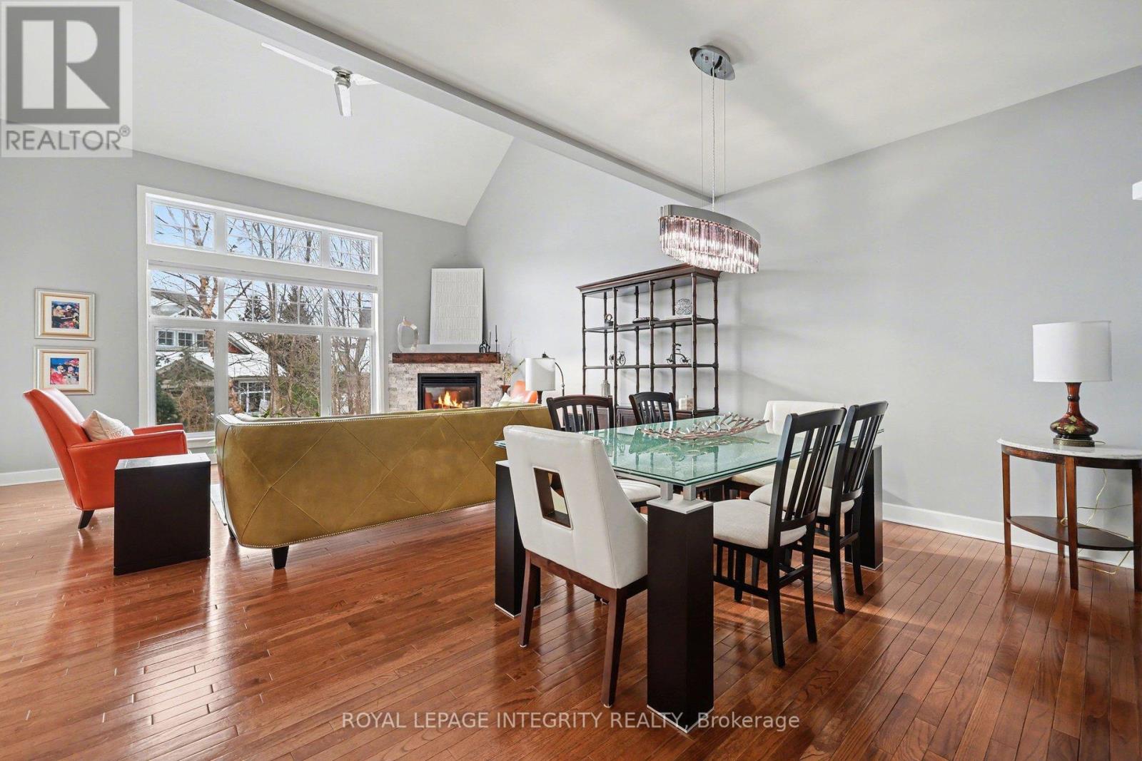 15 Marsh Sparrow Private