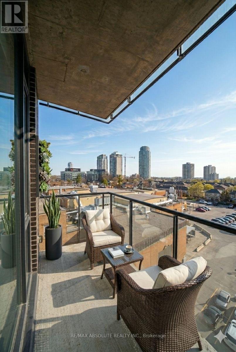 607 - 360 Patricia Avenue