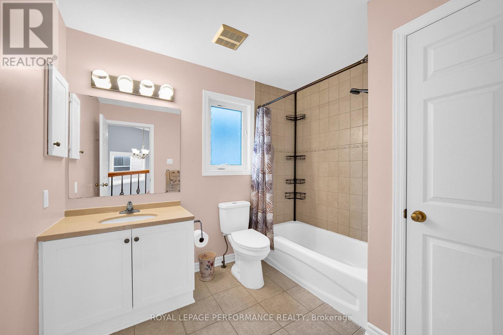 292 Rustic Hills Crescent