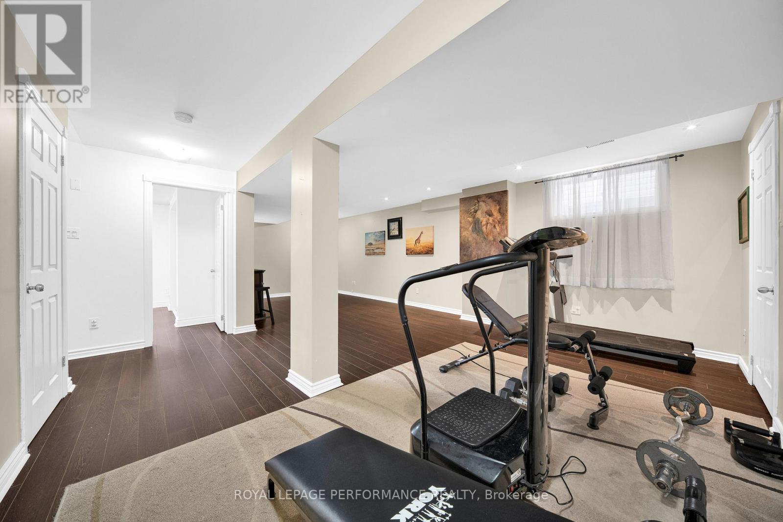 292 Rustic Hills Crescent