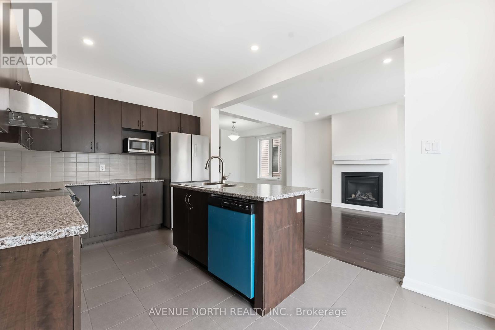 2082 Caltra Crescent