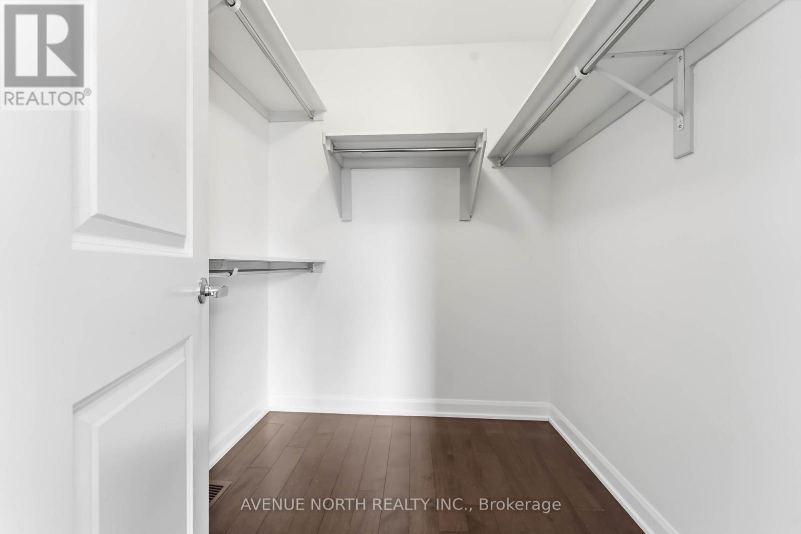 2082 Caltra Crescent