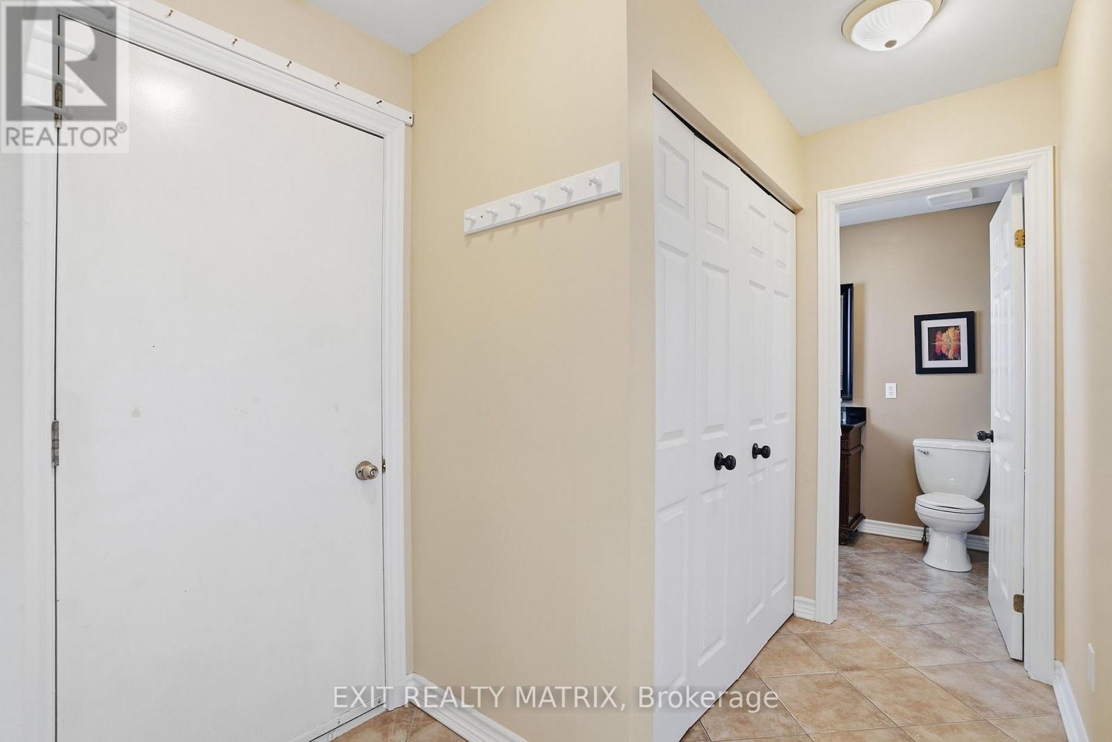 144 Centenaire Street