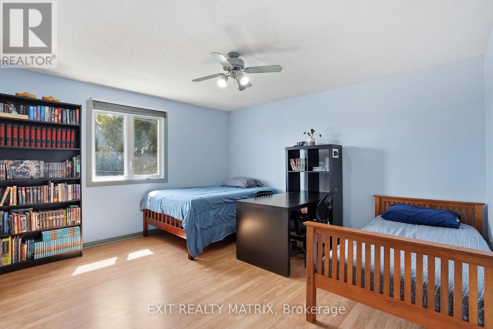 144 Centenaire Street