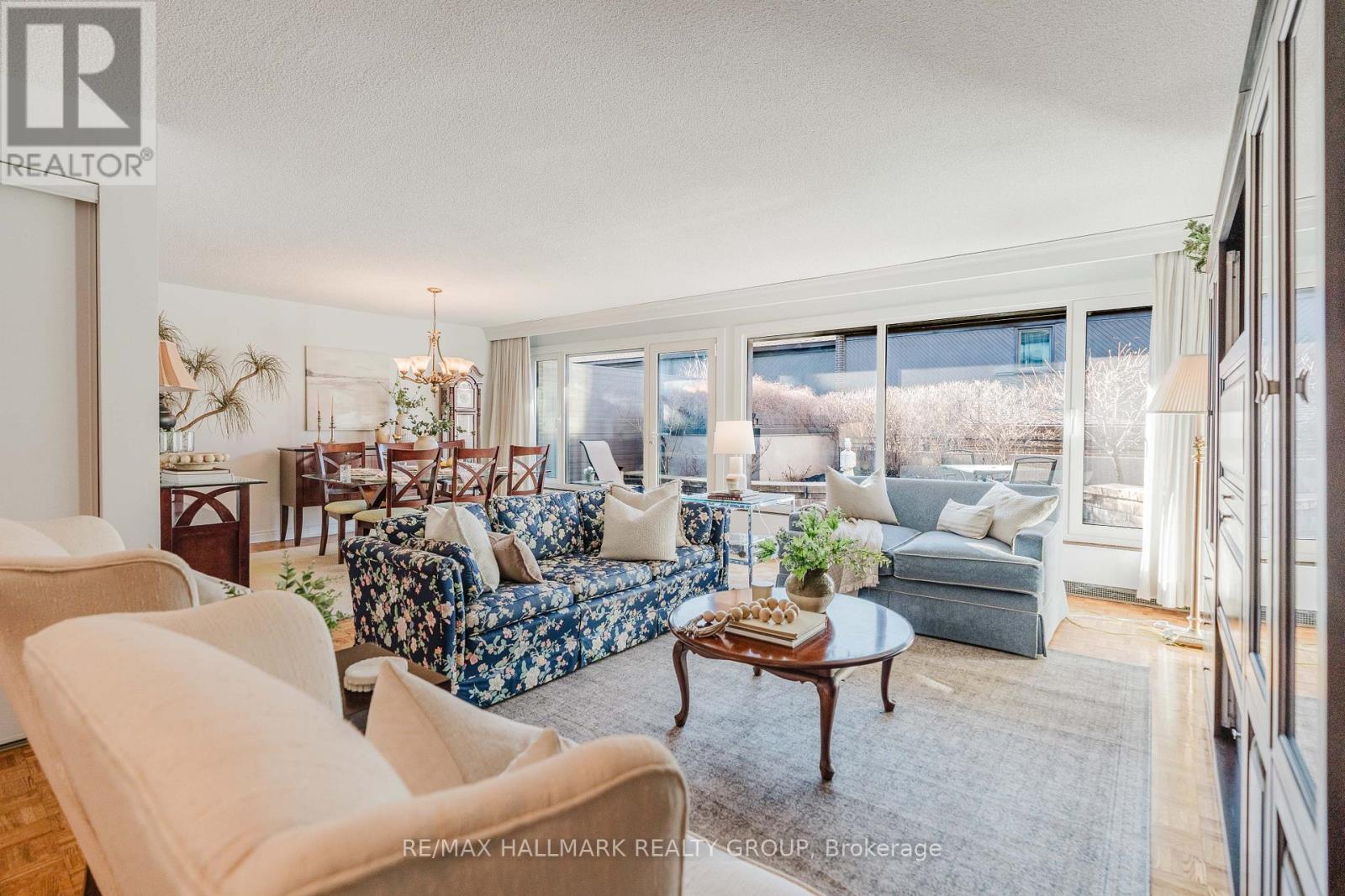 Th2 - 300 Queen Elizabeth Drive