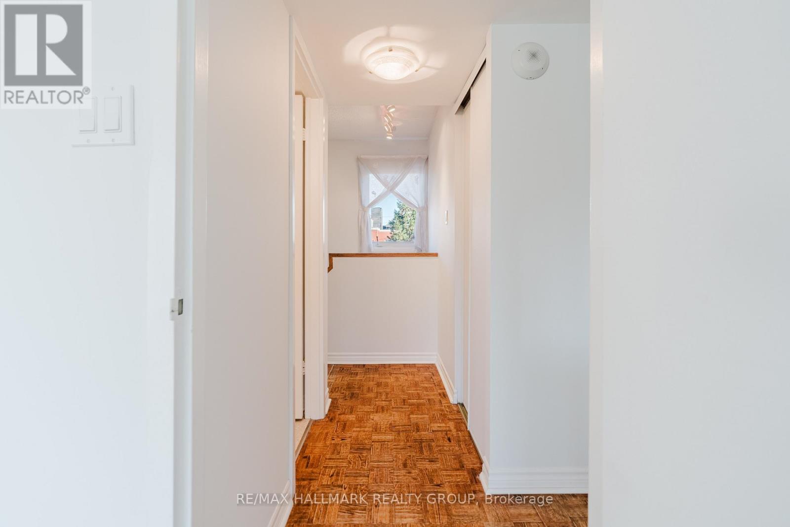 Th2 - 300 Queen Elizabeth Drive