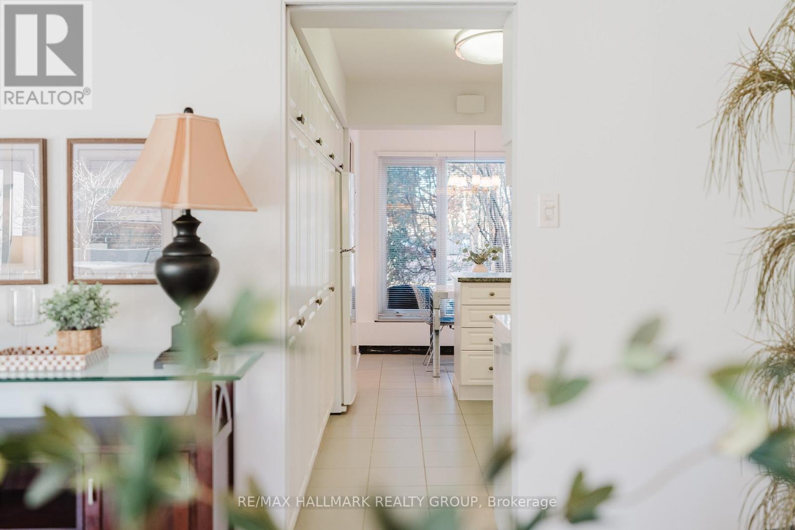 Th2 - 300 Queen Elizabeth Drive