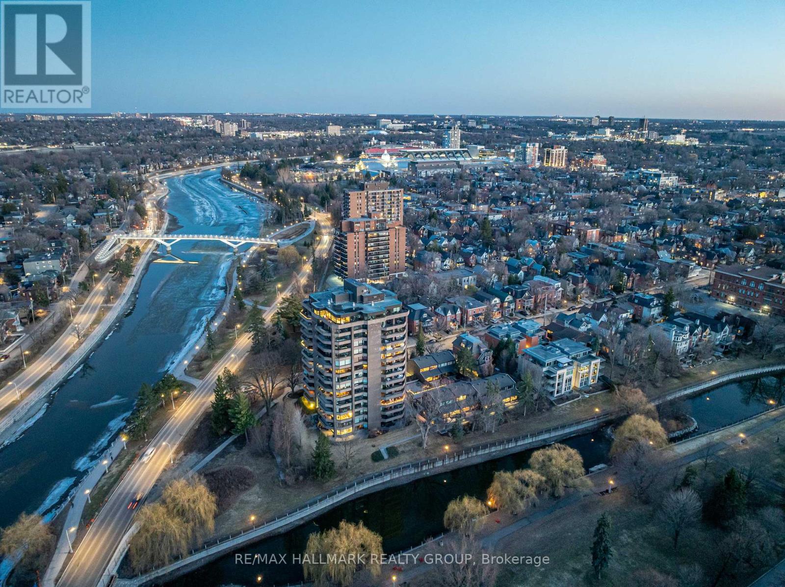 Th2 - 300 Queen Elizabeth Drive