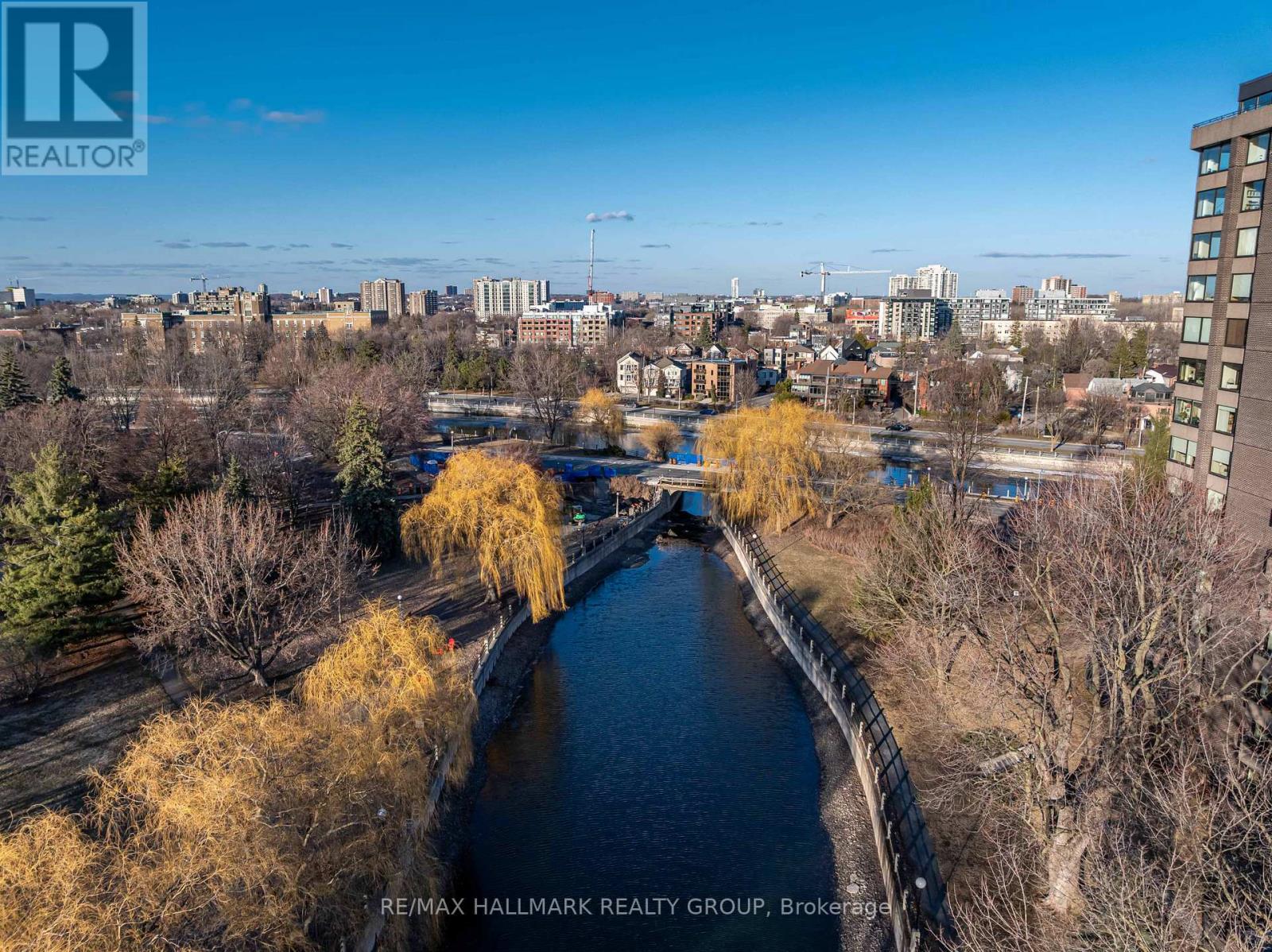 Th2 - 300 Queen Elizabeth Drive