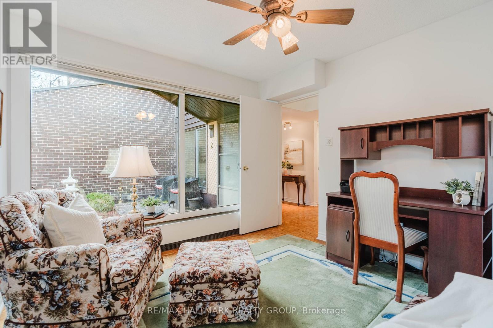 Th2 - 300 Queen Elizabeth Drive