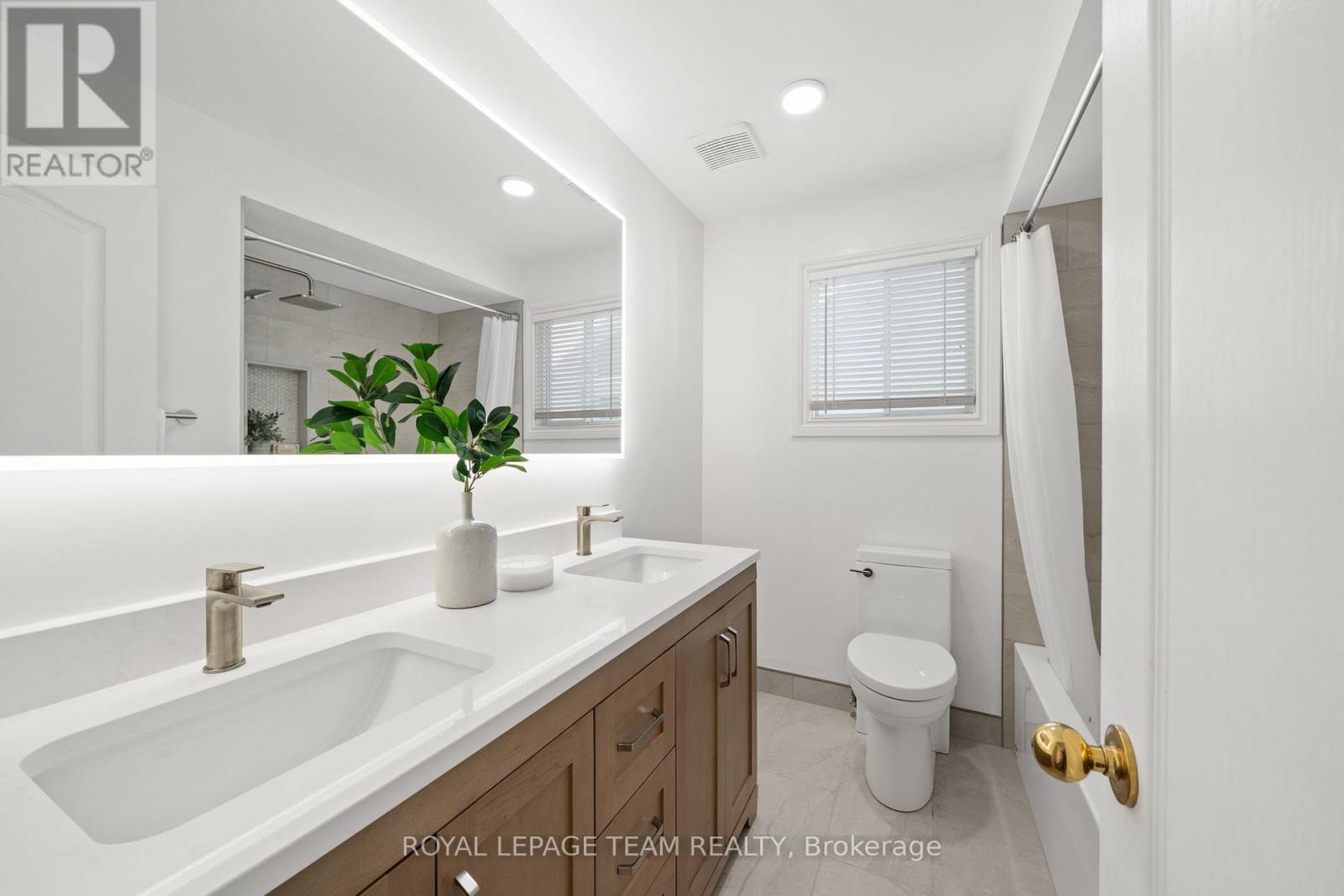 30 Crantham Crescent