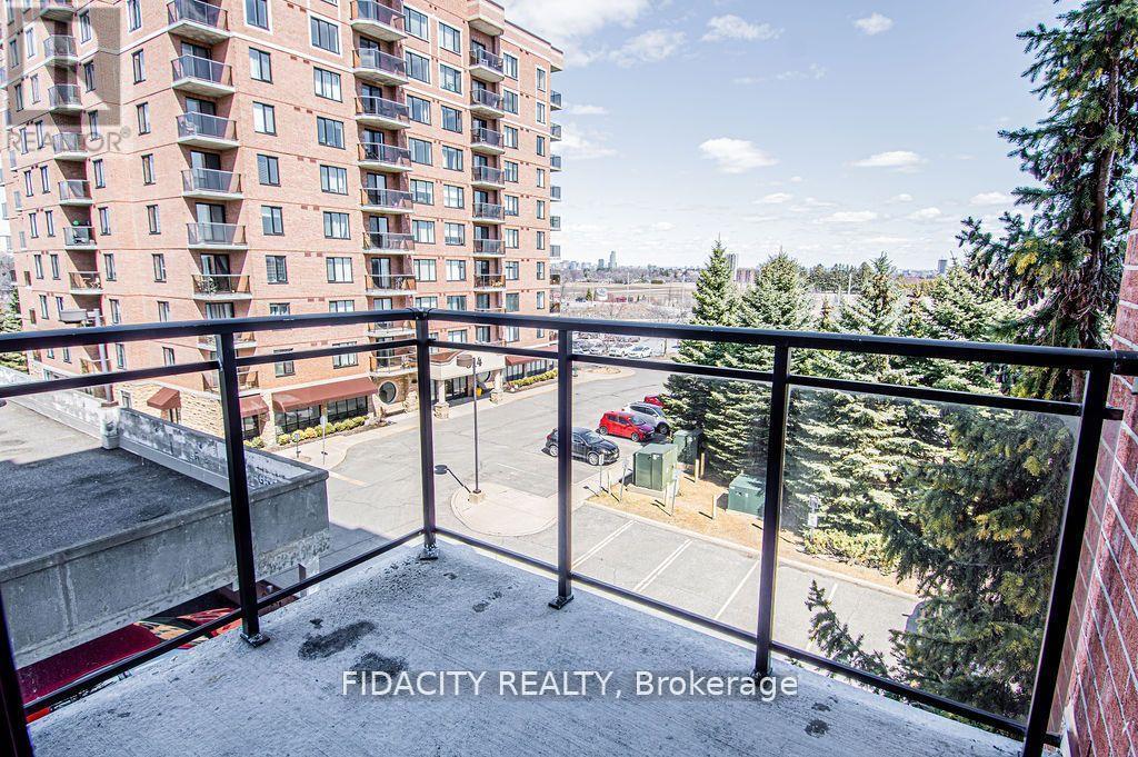 4b - 310 Central Park Drive