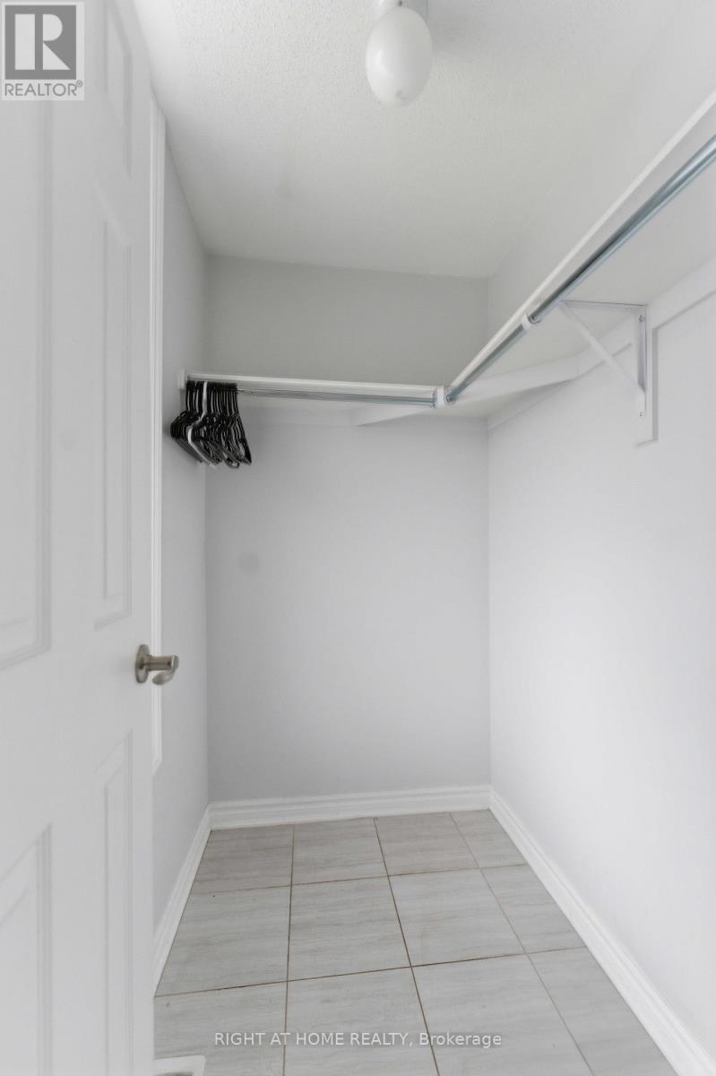 404 Edgevalley Court