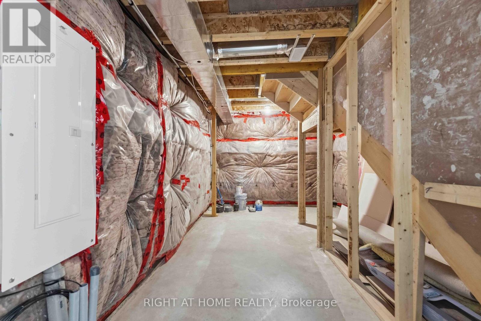 404 Edgevalley Court