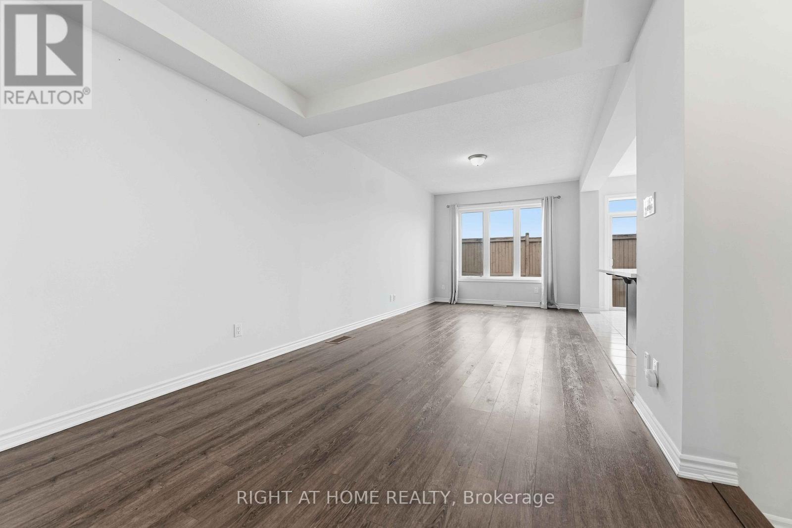 404 Edgevalley Court