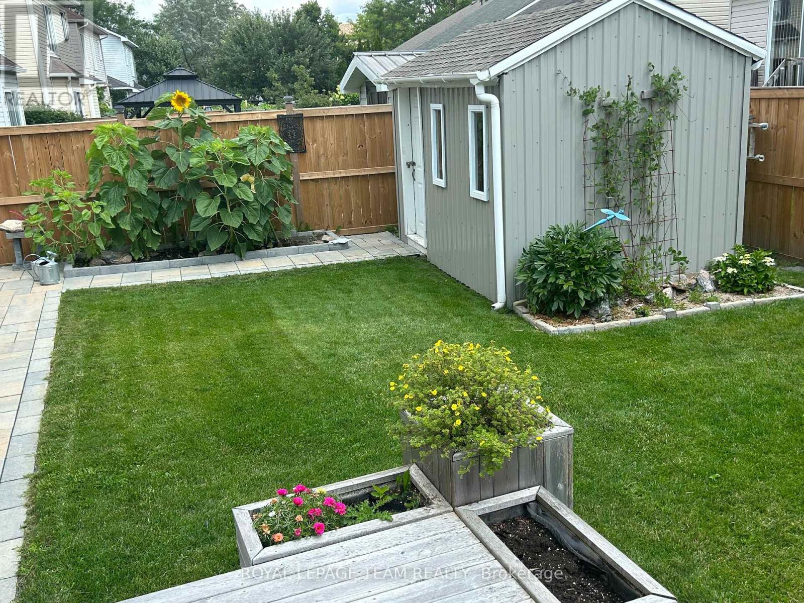 191 Cresthaven Drive