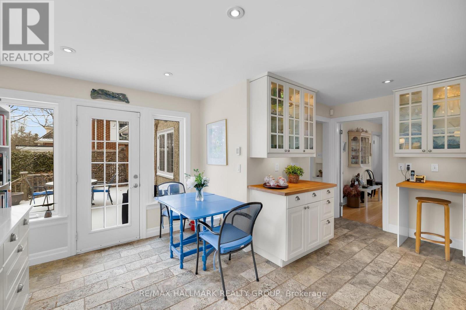 248 Old Irving Place