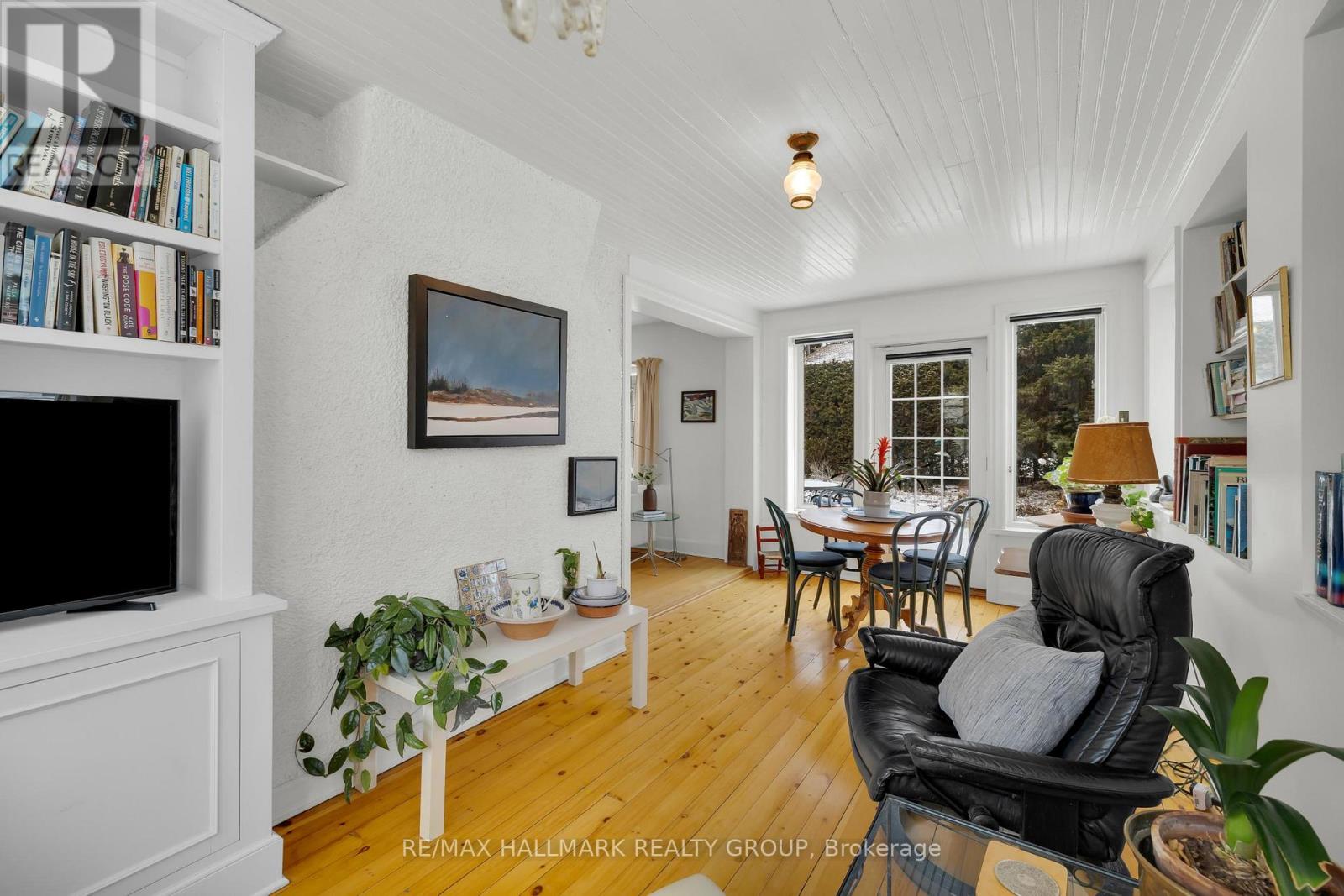 248 Old Irving Place