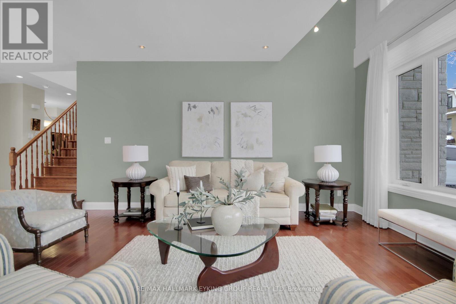 121 Macdonald Street