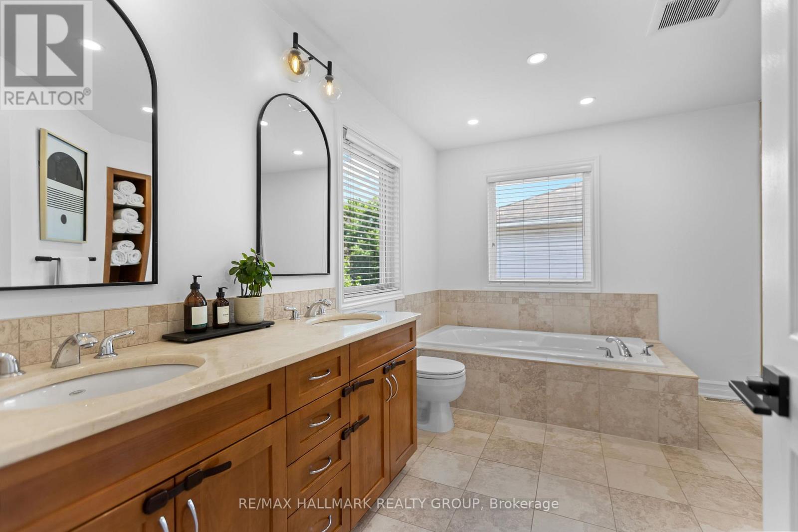 804 Adencliffe Drive