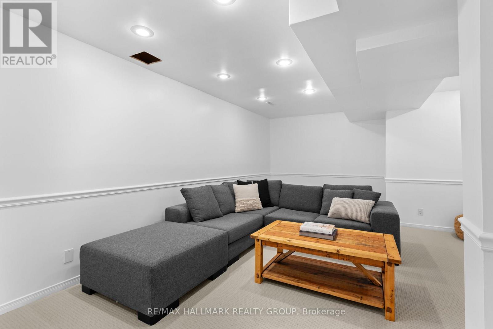 804 Adencliffe Drive